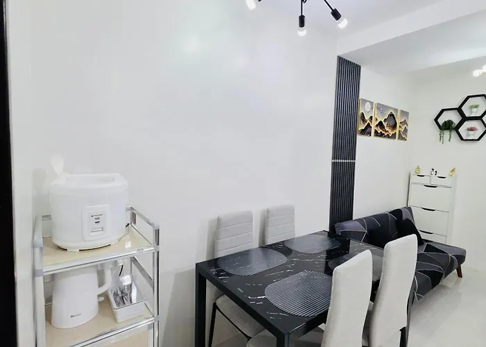 Aparthotel 2br Staycation In Deca Banilad By Xtine Scape