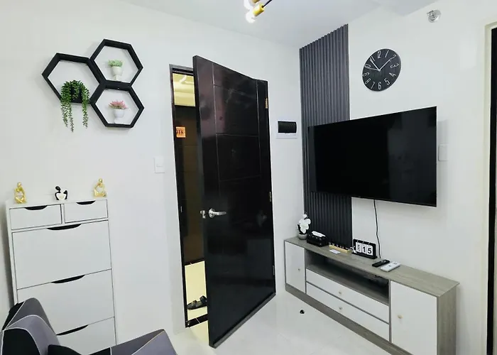 Aparthotel 2br Staycation In Deca Banilad By Xtine Scape